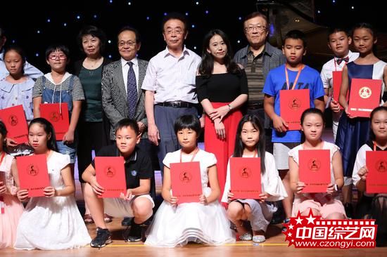 中国(博鳌)钢琴艺术节暨优秀青少年钢琴艺术盛典