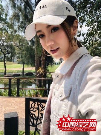 邓紫棋和公司闹翻