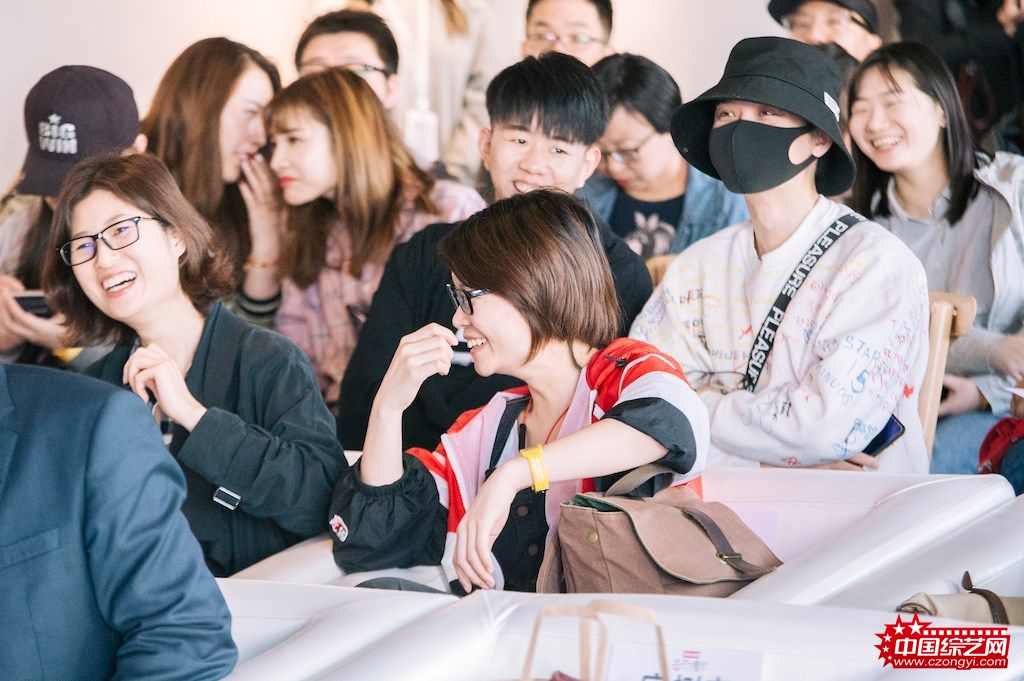 《忘不了餐厅》看片会观众反应