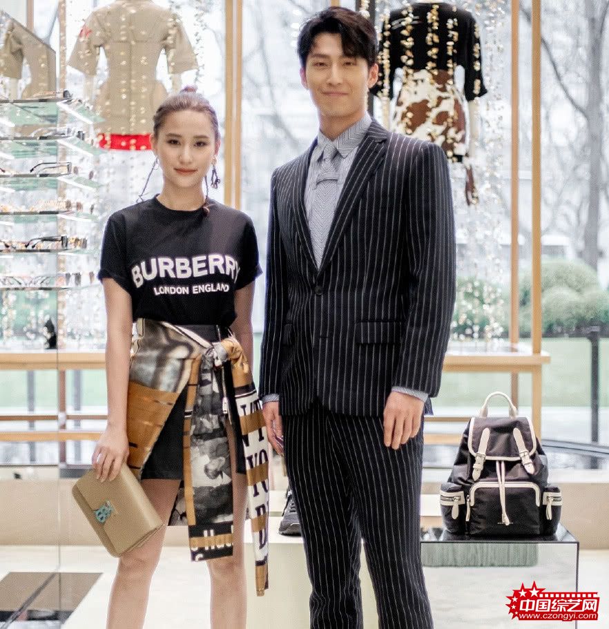 恋上富家女?与窦骁激吻美女被曝是赌王千金何超莲