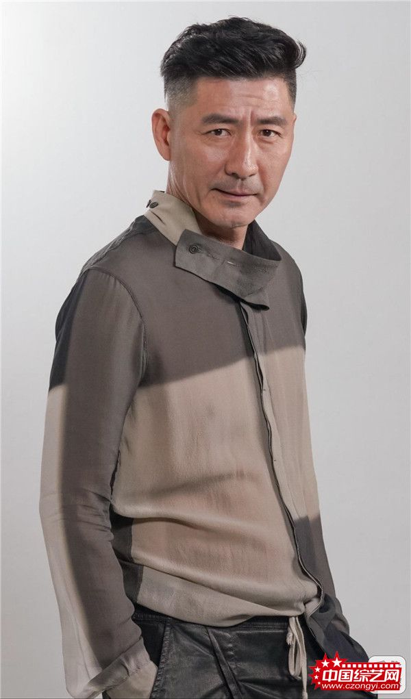 《爱的品格》不走寻常路 张子健、李崇霄老戏骨化身中年渣叔踩过界