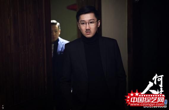 悬疑剧《何人生还》终极预告海报双发 明暗对抗一触即发