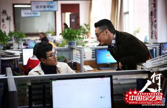悬疑剧《何人生还》终极预告海报双发 明暗对抗一触即发