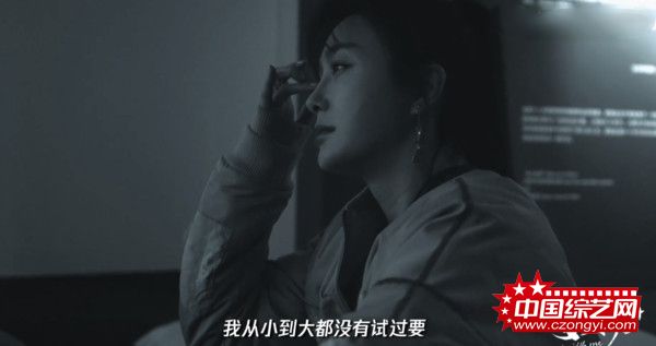 秦岚回忆五年前父亲病重时的往事