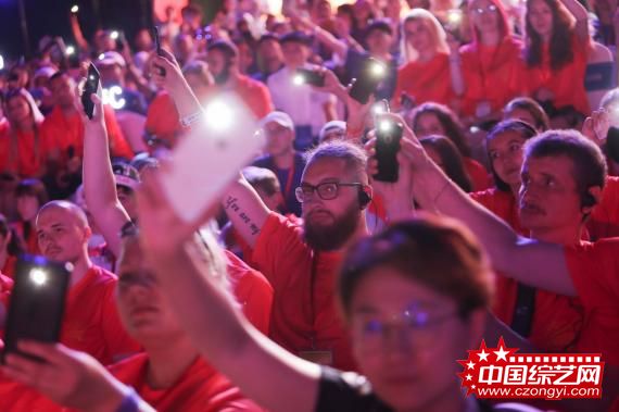成龙世界影迷嘉年华活动在大同成功举办 44个国家的七百余名影迷汇聚