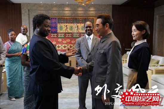 2.中纪委跨界点赞.jpg