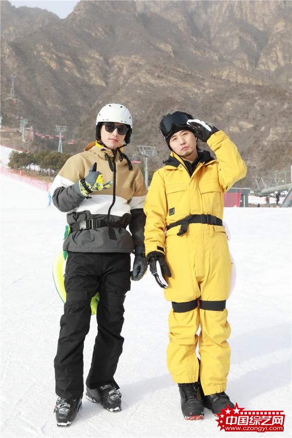 《冬奥公益大讲堂》开讲 白客子墨带你感受雪上运动魅力