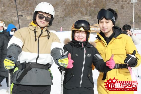 《冬奥公益大讲堂》开讲 白客子墨带你感受雪上运动魅力