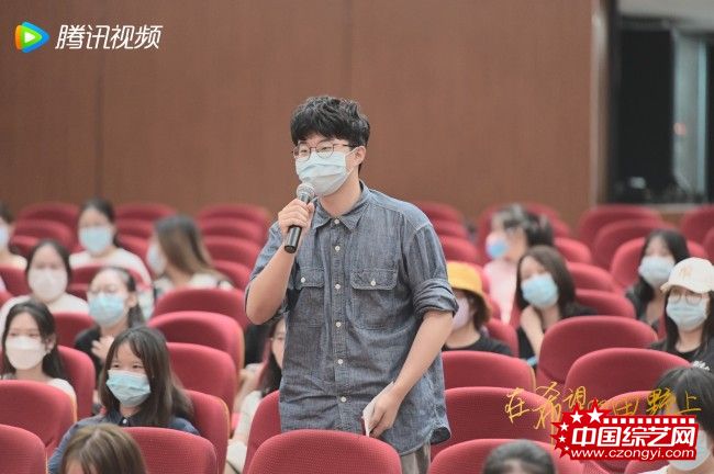 《在希望的田野上》走进上海电力大学 寄语学子